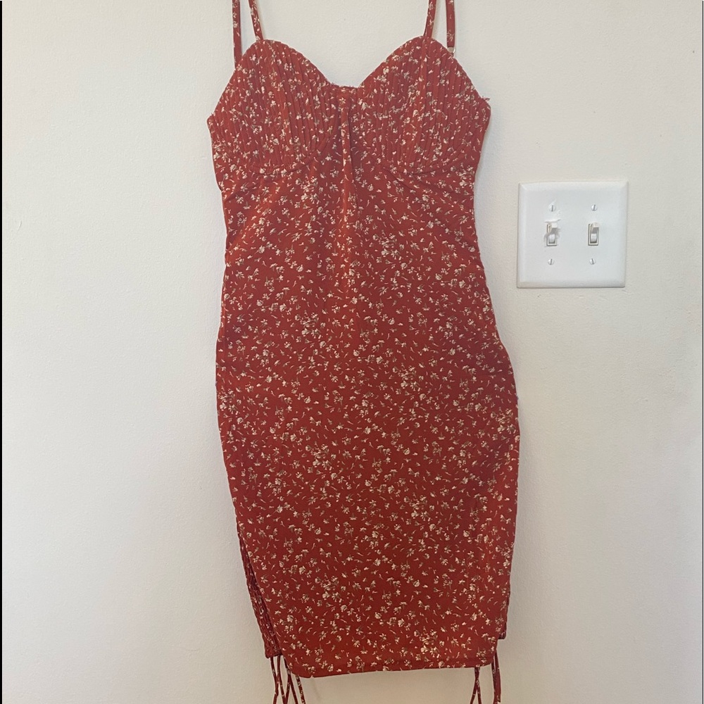 Floral Bodycon Mini Dress w/ BackTye